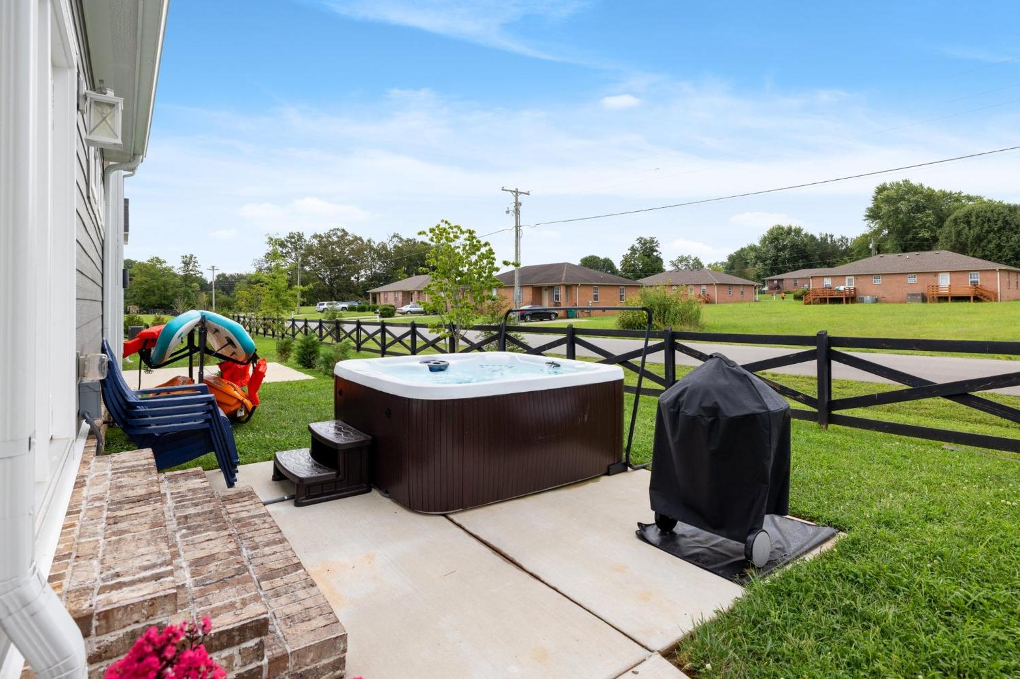 Cozy Lake Cottage W/ Kayaks, Sups, Pool & Firepit Winchester Extérieur photo